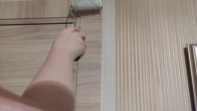 Перекрасила двери у себя дома. Покажу результа. Бюджетная переделка
