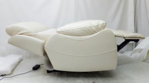 Педикюрное кресло-реклайнер в антивандальной экокоже Softar 15