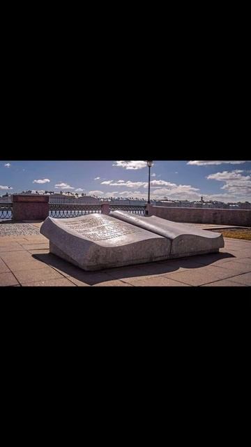 Sights from St. Petersburg have come to life shocking #wow #saintpetersburg #russia #shocking смотреть онлайн