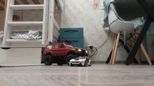 мой монст трак переезжает BMW