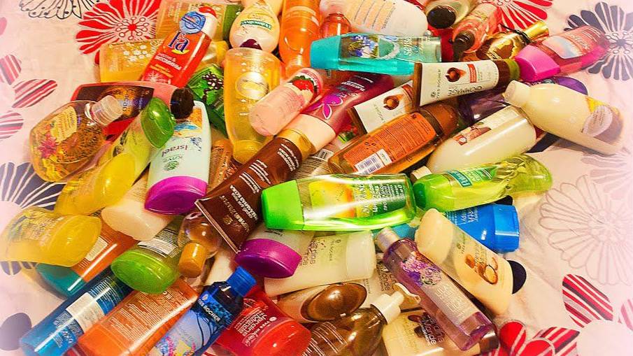 Мои косметические запасы ! Не пугаться ; ) Гелики.-1часть