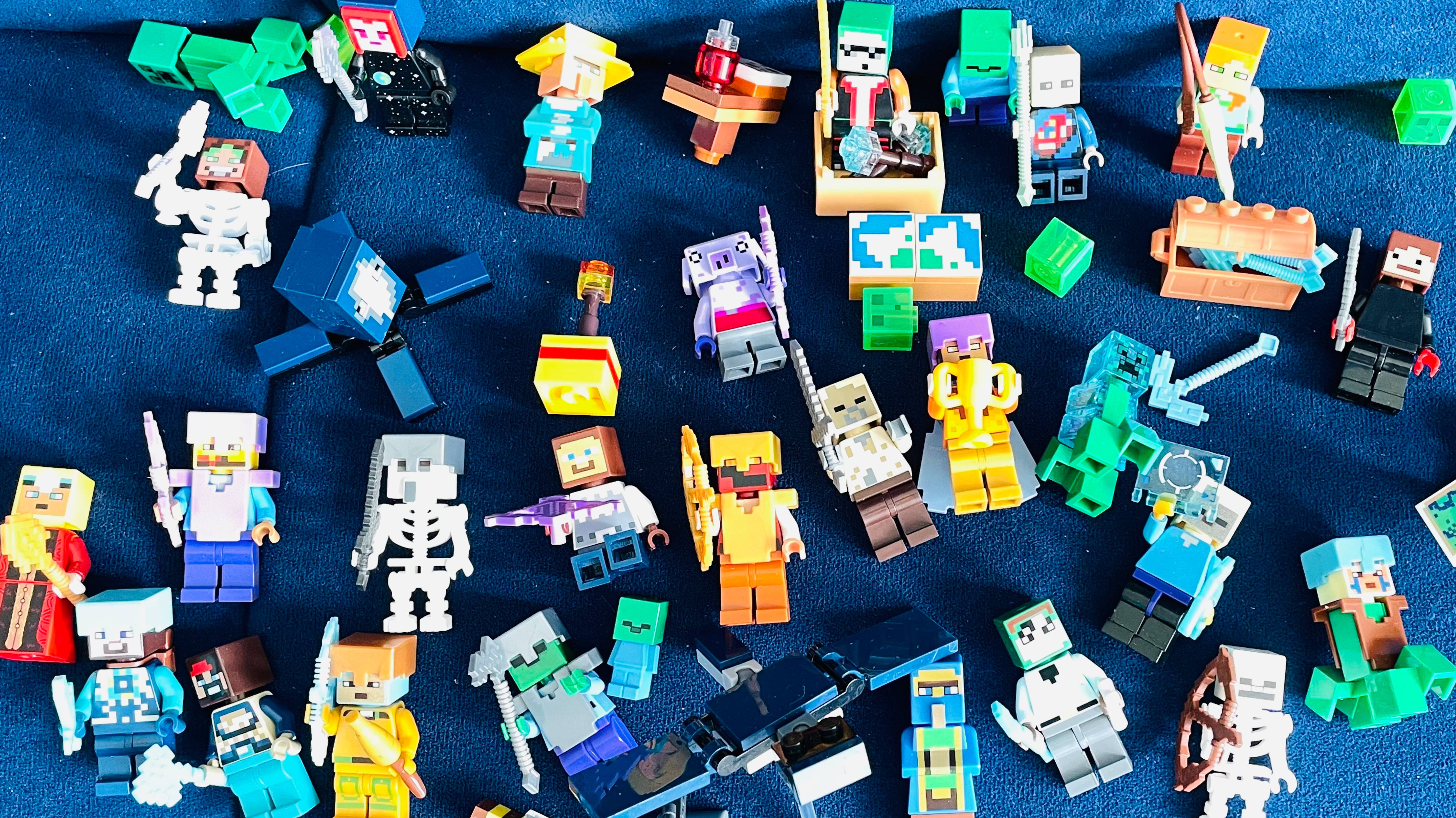 Фигурки и игрушки Майнкрафт. Часть 1 смотреть онлайн