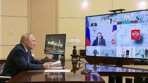Владимир Путин поздравил медработников с профессиональным праздником