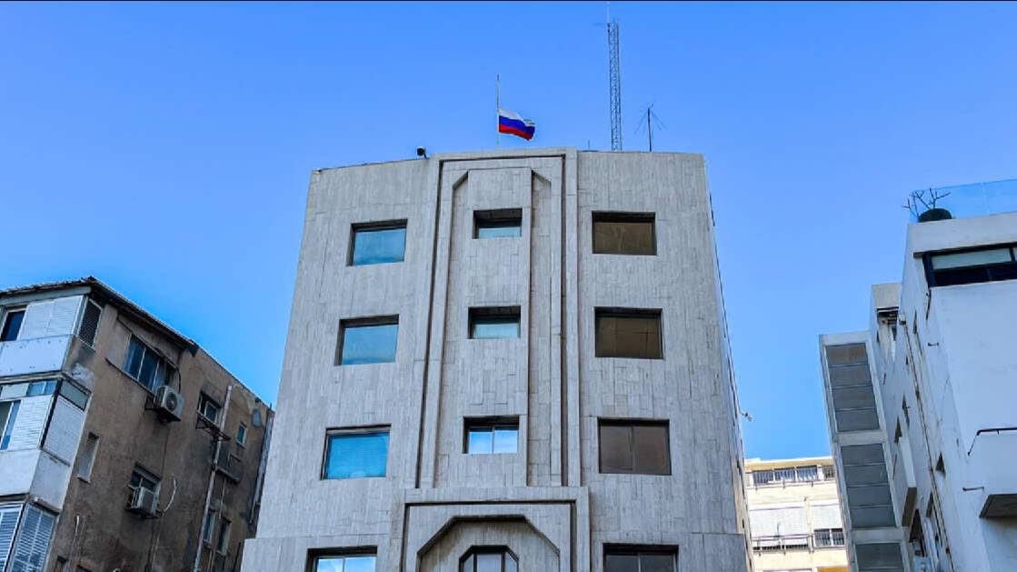 Посольство РФ в Израиле открыло дополнительную горячую линию