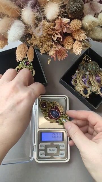 Сколько весят сутажные серьги? Сможете надеть такие? #сутажнаявышивка #украшениясвоимируками