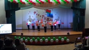 Танец "Малинки" младшая группа.