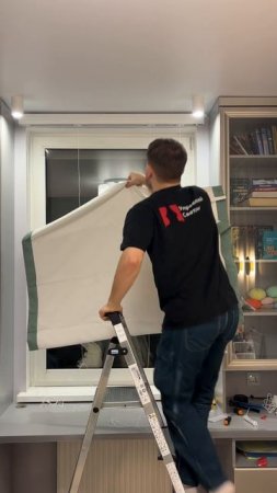 Процесс замены римской шторы. Управляй-светом.рф.