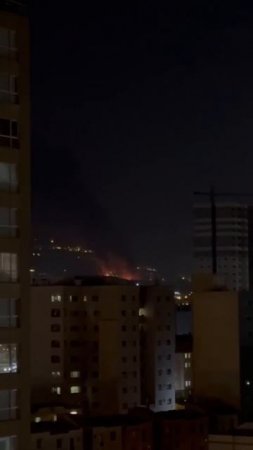 🇮🇱✈️ ВВС Израиля атаковали крупнейшее нефтехранилище в Тегеране

Нефтехранилище на севере Тегерана