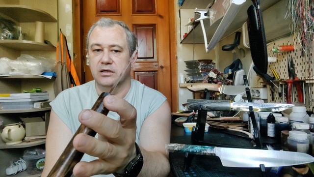 Обзор запрещенных ножей. Шикарный шеф.
