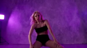 Dua Lipa - Training Season