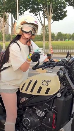 This guy calls me short 😤😤#viral #funny #motovlog #trending #top #motorcycle #bikelover #shorts