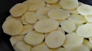 Картофельная запеканка в мультиварке Поларис