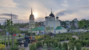 Воронеж. Петровская набережная в исторической части. Проходит по берегу Воронежского водохранилища.