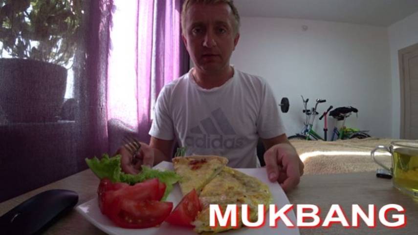 Мукбанг. Наелся молодого лука и поехал на Рынок любви.