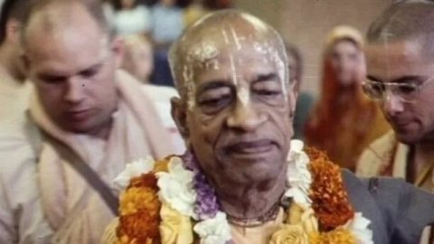 Беседа Шрилы Прабхупады с преданным, 15.06.1974, Париж. Описание Кали юги в Шримад Бхагаватам.