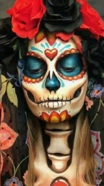 Новый опыт в создании украшений. Какие изделия я вышиваю на заказ #деньмертвых #украшенияназаказ смотреть онлайн