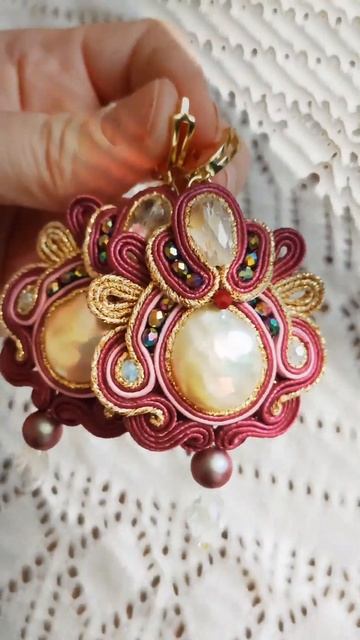 Работаю над заказами и делюсь с вами #сутажнаявышивка #jewelry #diy #украшения #fashion
