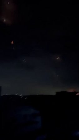 Хайфа
Иранские гиперзвуковые ракеты попали в кадр. Хайфа.