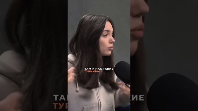 Почему речь Насти Ивлеевой и Егора Крида не вызывает доверия и кажется пустой?