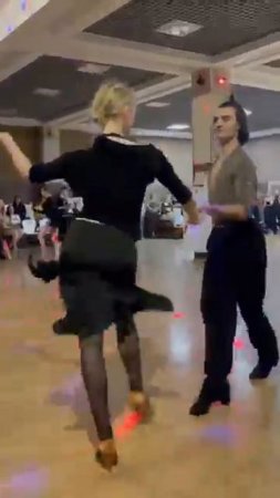 танцоры бальные танцы спорт