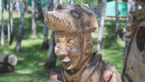 То ли люди, то ли куклы.