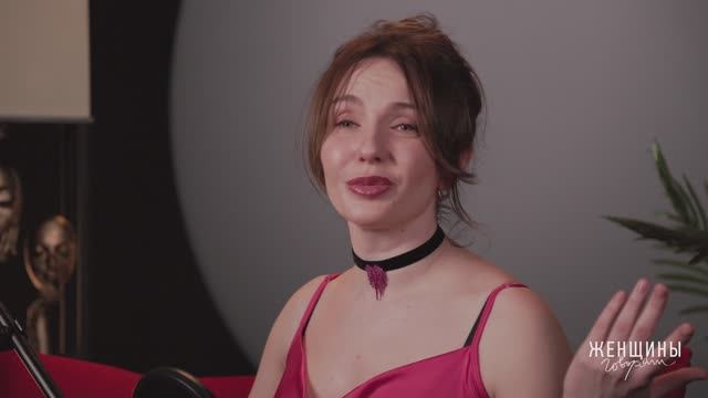 Женщина всегда чуть-чуть как море — стихи Р. Рождественского | Читает Александра Королёва | Женщины