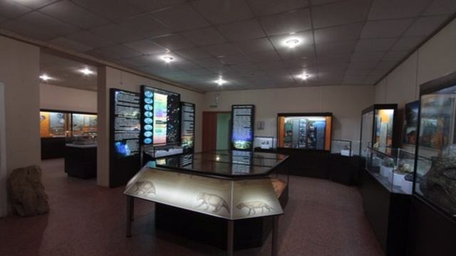 Прогулка по Вятскому палеонтологическому музею, часть 1
Городские этюды