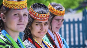 Калаши: откуда в горах Пакистана взялся таинственный народ со славянской внешностью?