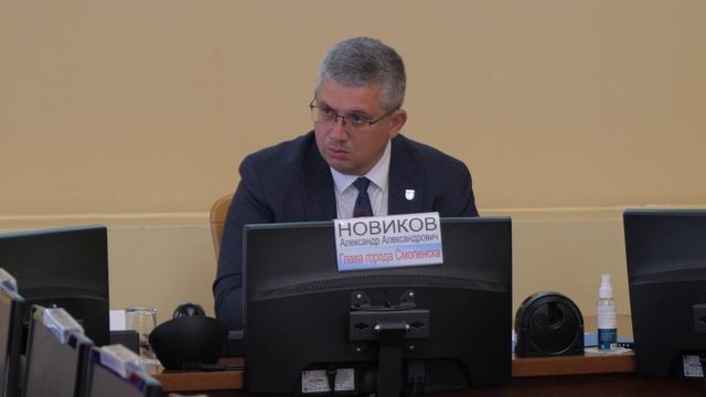 Глава города Александра Новиков провел общегородскую планёрку