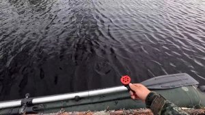 СТРОЮ ШАЛАШ НА ОСТРОВЕ. РЫБАЛКА НА ТАЁЖНОМ ОЗЕРЕ. СТАВЛЮ ЖЕРЛИЦЫ И САМОЛОВКИ. ЖИВУ НА ОСТРОВЕ