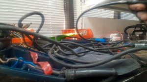 Почему электро пила не включается