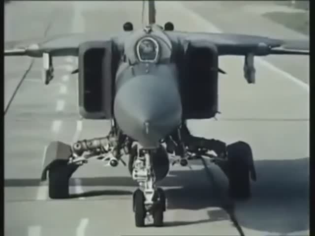 MiG-23. Luftstreitkrafte der Nationalen Volksarmee
МиГ-23. ВВС Национальной народной армии ГДР