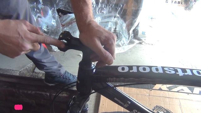 Велосипед на литых колесах сборка с нуля из коробки!!!BMW смотреть онлайн