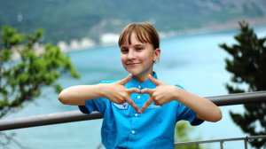 Сальви Монасыпова  "Это Артек!" (Музыка и слова Ирины Скибиной)