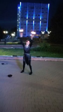 Выступление группы BАNG у бара Атом.