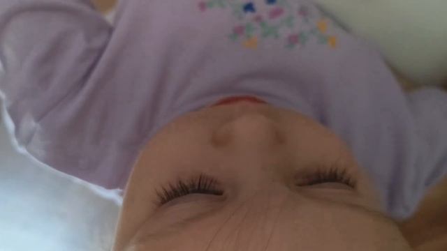 VLOG | Игра,которая понравится всем детям | нужна новая швабра | Зима пришла смотреть онлайн