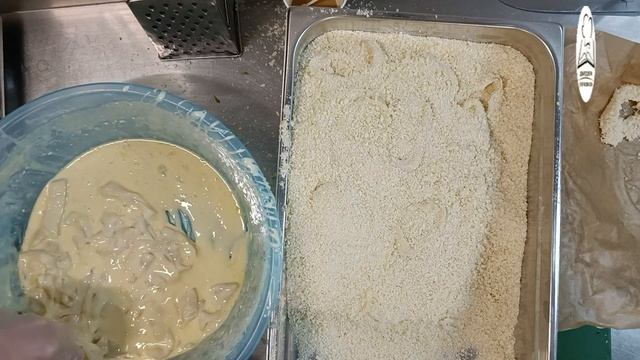 Кольца кальмара в панировочных сухарях