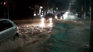 Ростов. Сильный  летний ливень.