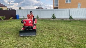 Разворот на месте гусеничного трактора