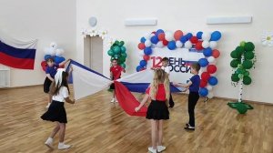 Танец с полотнами в детском саду на День России "Моя Россия"2025 г.