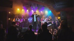 Из метро. Концерт группы "Из метро" 23 мая в Санкт-Петербурге в клубе Zoccolo 2.0