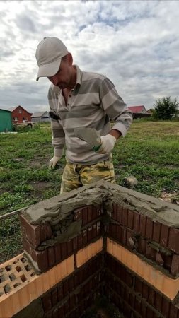 Так начинается строительство дома