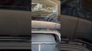 Устраняю царапины на пластике в багажнике