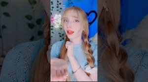 Плетем косички и угадываем песню🌸🥰💖 #бьюти