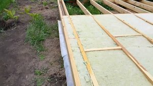 дача с нуля. 11 серия. каркасная баня. пол, стены.