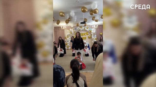 Прощание с детством: в Каспийском детском саду 5 прошёл трогательный выпускной бал