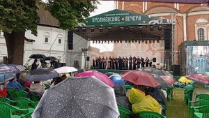 " Дни мои сосулькой растаяли  "Московский Синодальный Хор.Солистка М.Легусова,дирижер - А.Пузаков