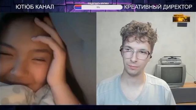 Креативный директор читает реп!