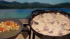 Грибная солянка с картошкой и сметаной