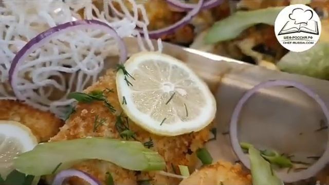 Украшение блюд и выпечка в столовых и банкетных залах/ линия раздачи украшение блюд/булочки с джемом